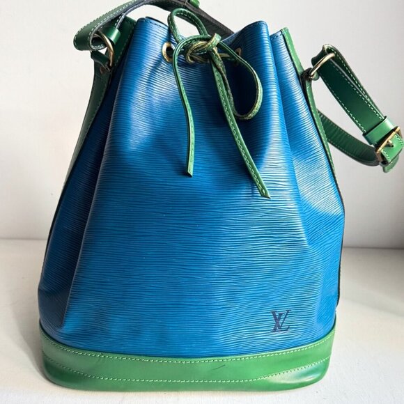 Louis Vouitton 1995 Noé Blue Green Bicolour Epi Leather Drawstring Bucket Bag. - Picture 1 of 13